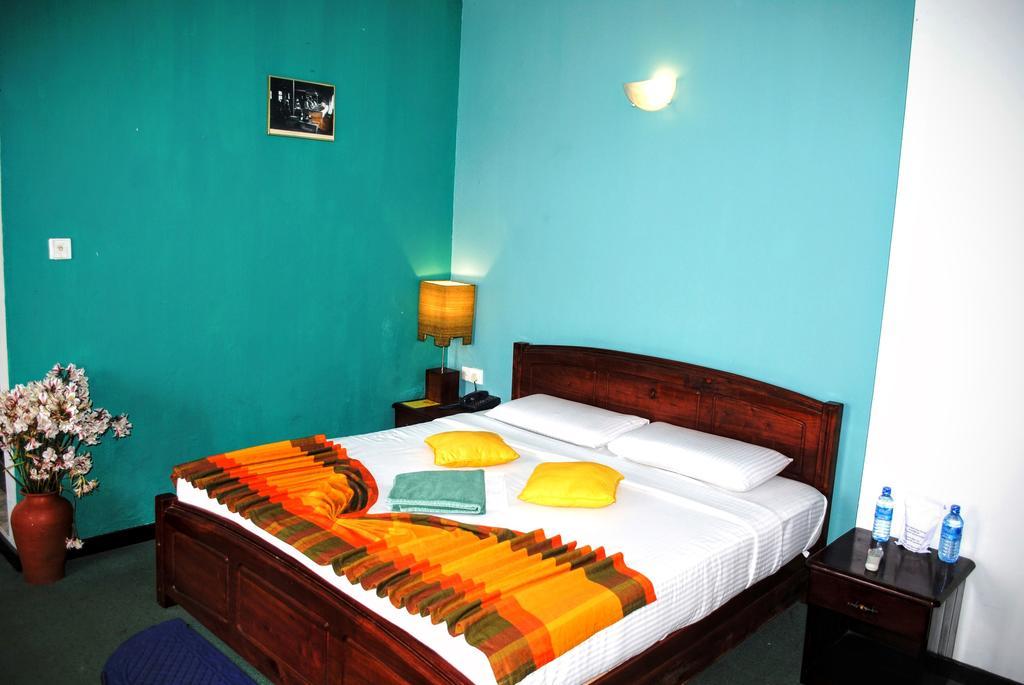 Binota Hotel Nuwara Eliya Bagian luar foto
