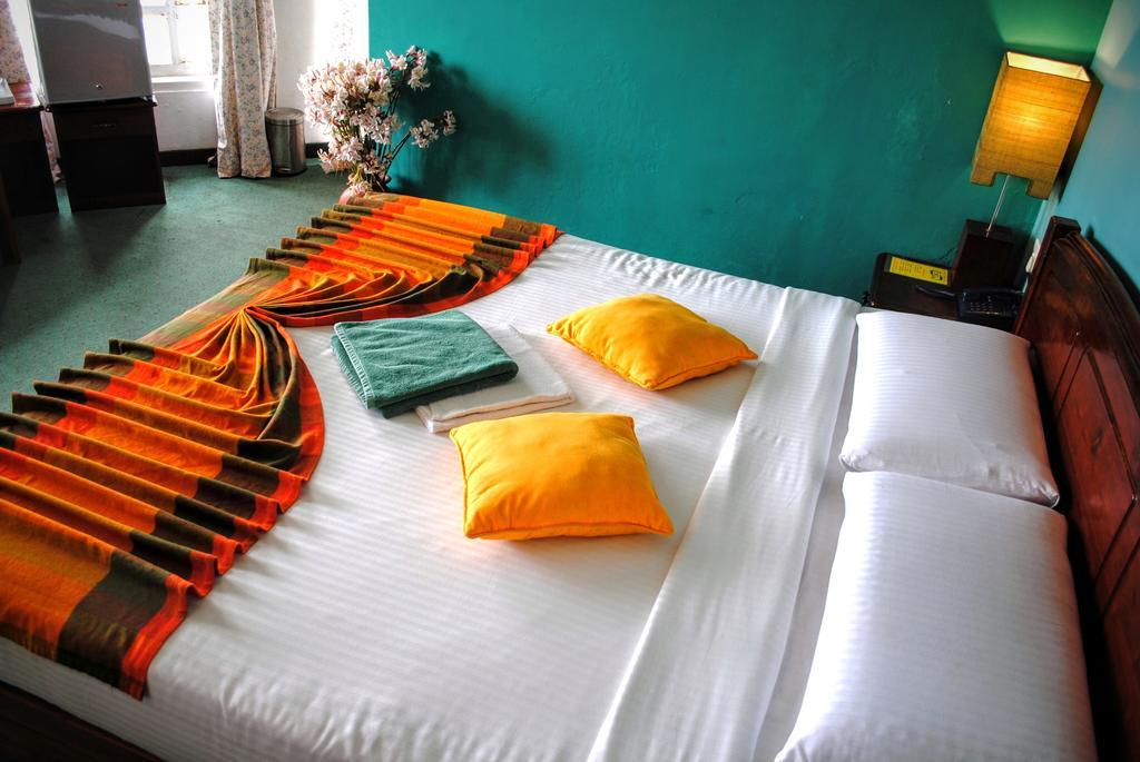 Binota Hotel Nuwara Eliya Bagian luar foto