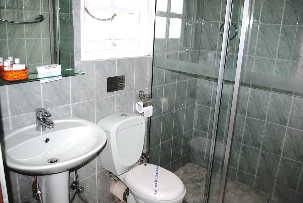 Binota Hotel Nuwara Eliya Bagian luar foto