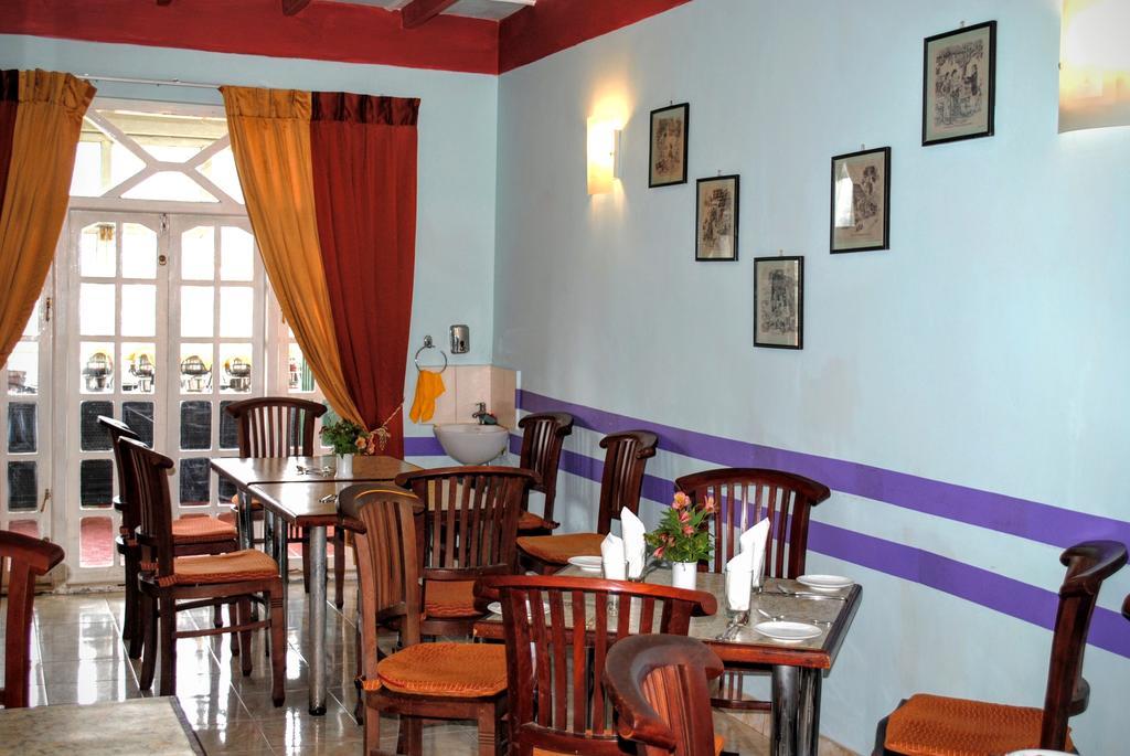 Binota Hotel Nuwara Eliya Bagian luar foto