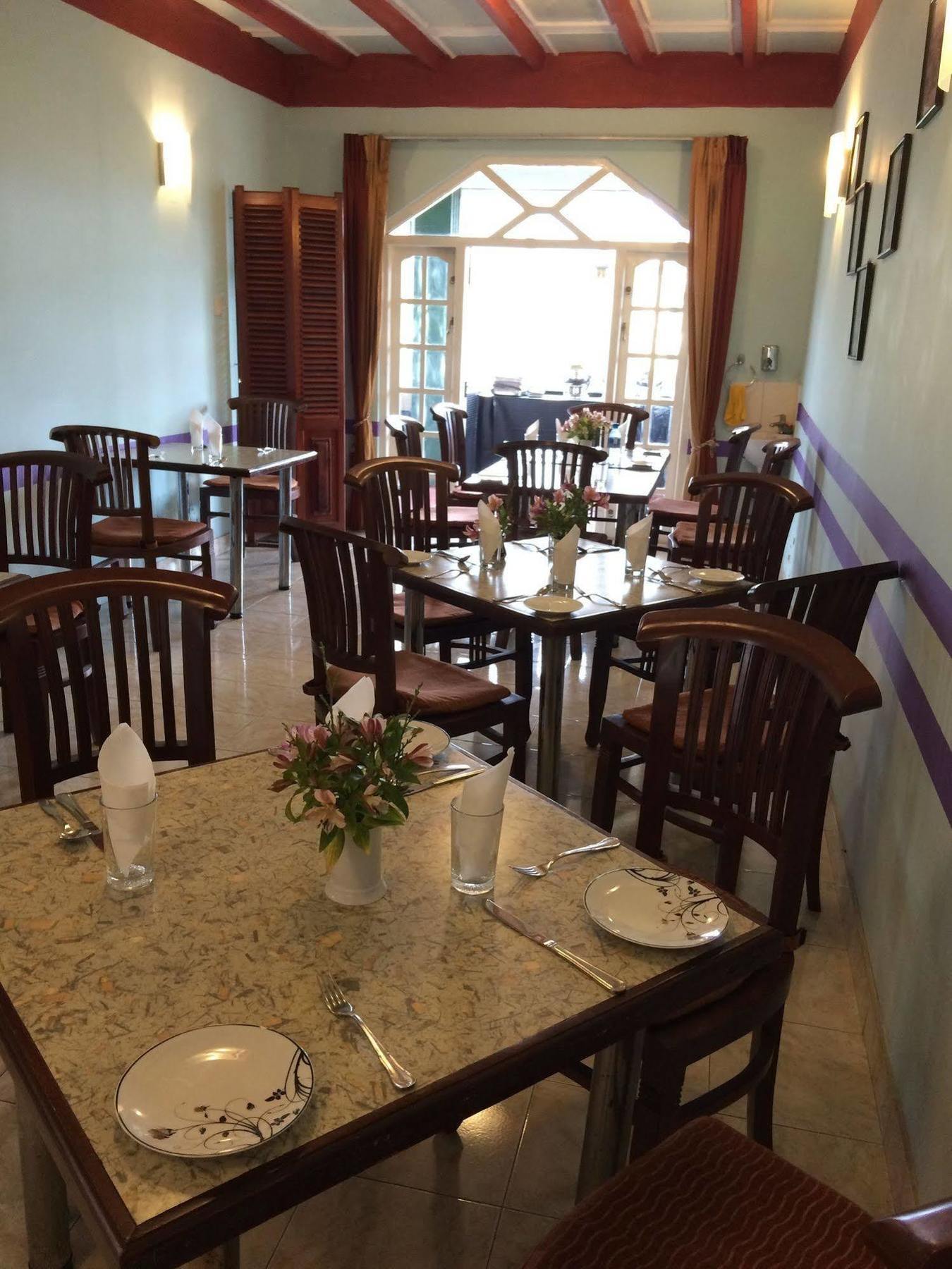 Binota Hotel Nuwara Eliya Bagian luar foto