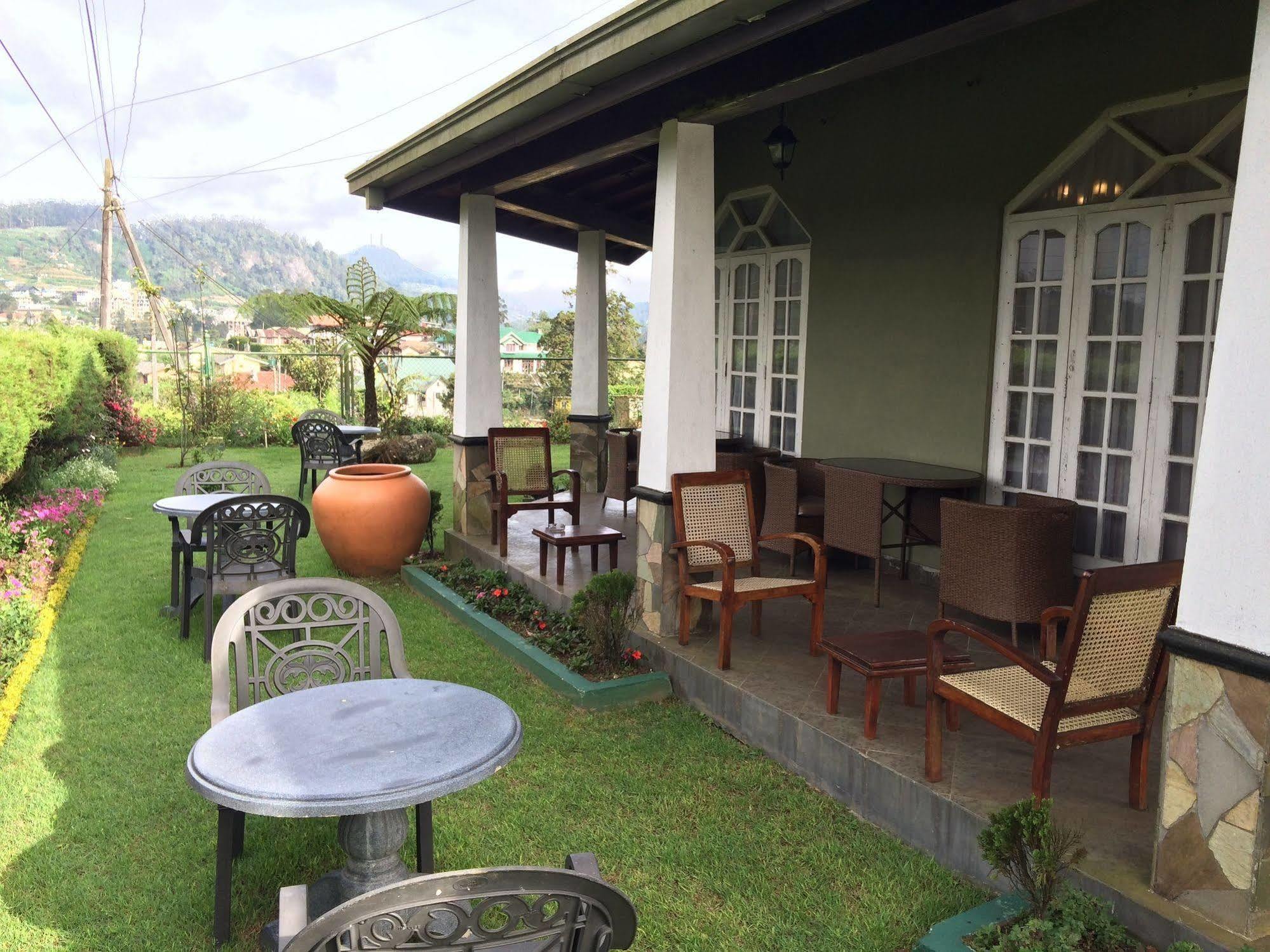 Binota Hotel Nuwara Eliya Bagian luar foto